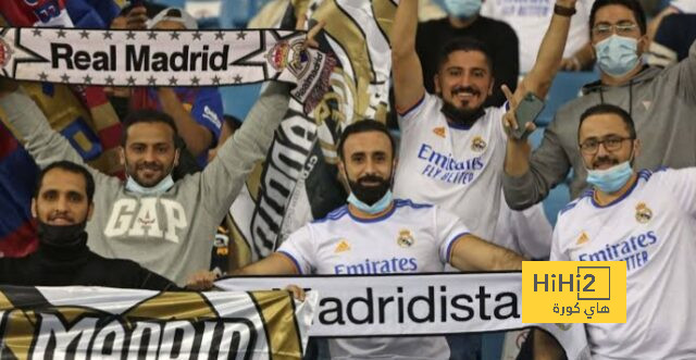 جمهور ريال مدريد يبدأ في الدخول لملعب السانتياجو برنابيو