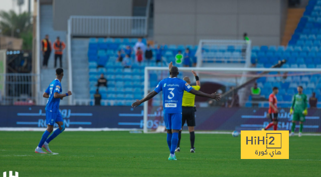 أرقام لاعبي الهلال في الشوط الأول أمام الرياض