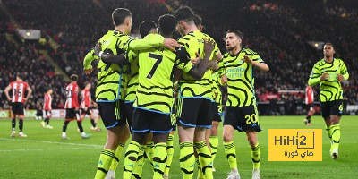 دفاع أرسنال أمام برينتفورد في الدوري الإنجليزي