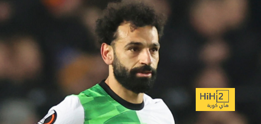 محمد صلاح على مقاعد بدلاء ليفربول أمام مانشستر سيتي