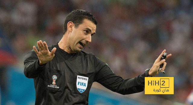 صافرة مكسيكية تدير مباراة الهلال وضمك