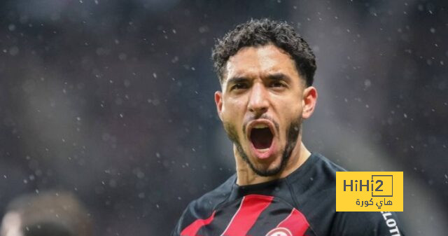 عمر مرموش يقود تشكيلة فرانكفورت الأساسية لمواجهة بوروسيا دورتموند