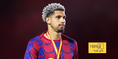 ديكو يؤكد رغبة برشلونة بتجديد عقد اراوخو