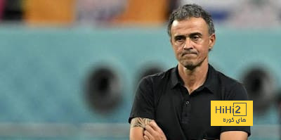 إنريكي يغلق الباب أمام العودة لتدريب برشلونة