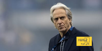 جيسوس يكافئ لاعبي الهلال قبل مواجهة الشباب