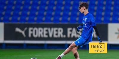 الهلال يضم حارس مرمى الأهلي