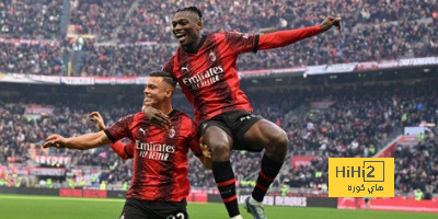 هجوم ميلان أمام فيورنتينا في الدوري الإيطالي