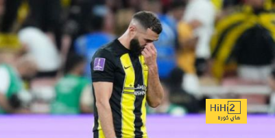 عادة سيئة ارتبطت بـ بنزيما في الملاعب السعودية