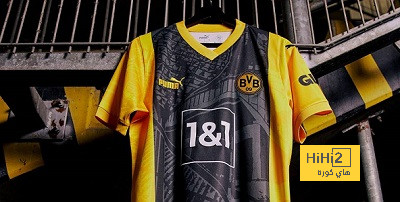 شاهد.. دورتموند يحتفل بمرور 50 عاما على بناء ملعبه