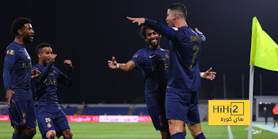 عين على رونالدو في مباراة أبها