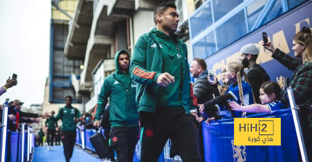 وصول لاعبي مانشستر يونايتد لملعب ستامفورد بريدج