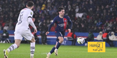 خط وسط باريس سان جيرمان أمام كليرمون في الدوري الفرنسي