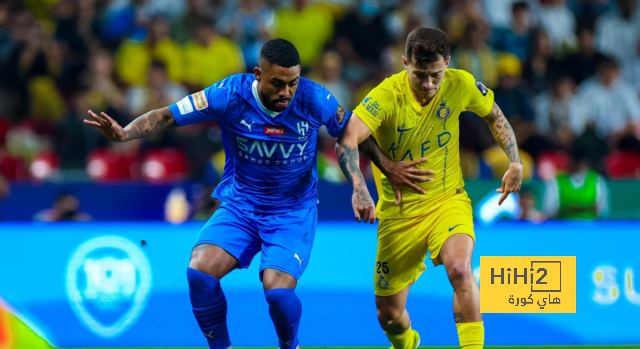 شوط أول سلبي بين الهلال والنصر