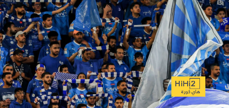 فيديو : احتفال لاعبي الهلال مع الجماهير بعد الفوز على النصر