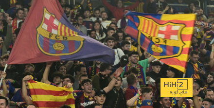 جماهير برشلونة تهتف باسم ميسي في مباراة باريس سان جيرمان
