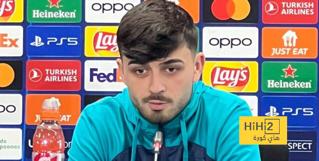 بيدري يعبر عن سعادته بالتواجد في برشلونة