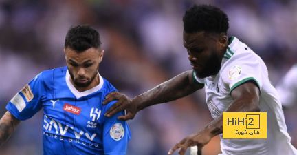 خط وسط الأهلي أمام الهلال في الكلاسيكو