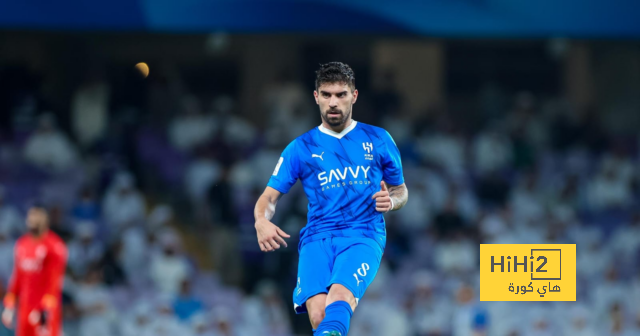 أفضل لاعبي الهلال أمام العين