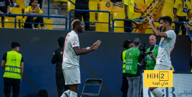 إحصائيات الشوط الأول بين النصر والفيحاء