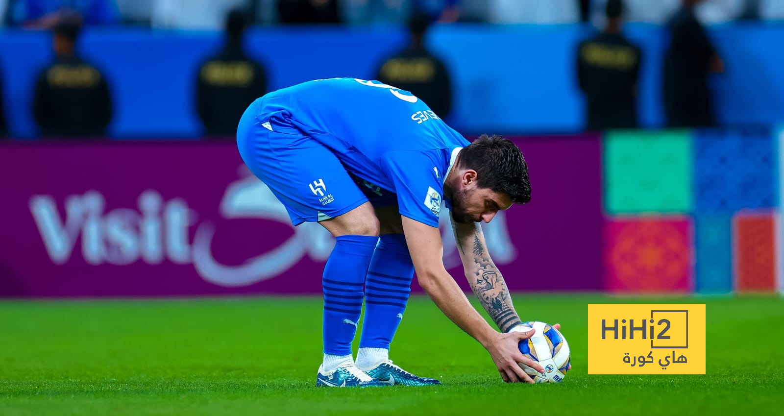 التعادل الإيجابي يحسم الشوط الأول بين الهلال والعين