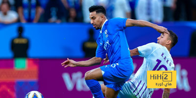 عين على سالم الدوسري في مباراة العين