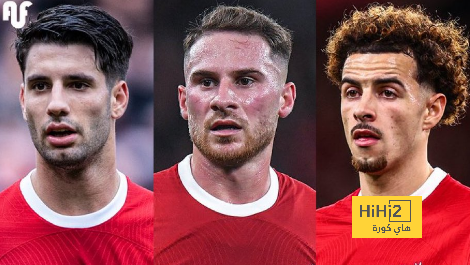 ثلاثي وسط ليفربول أمام إيفرتون الليلة