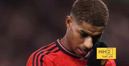 مانشستر يونايتد يتخلص من 11 لاعبًا بنهاية الموسم