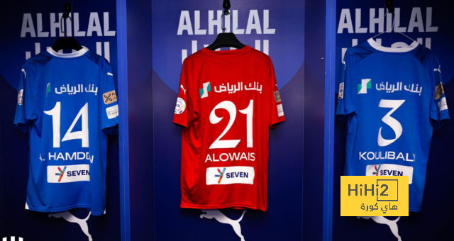 الهلال يظهر بالقميص الأساسي أمام الفتح