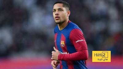 فيتور روكي يفشل في كسب ثقة تشافي هيرنانديز