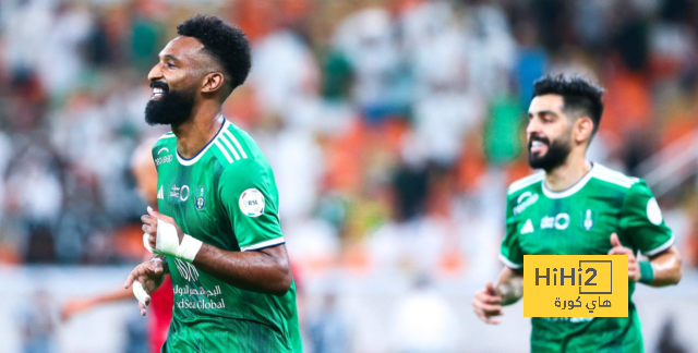 الأهلي يتقدم أمام أبها بثنائية في الشوط الأول
