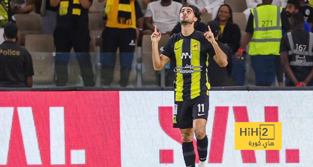 الاتحاد يمطر شباك ضمك برباعية في الدوري