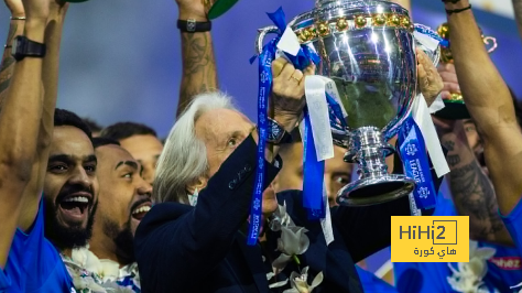 فيديو : احتفال نجوم الهلال بلقب الدوري السعودي