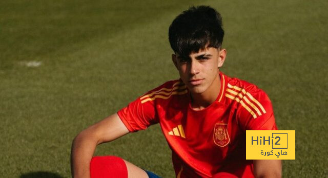 برشلونة يقترب من تجديد عقد لاعبه الشاب