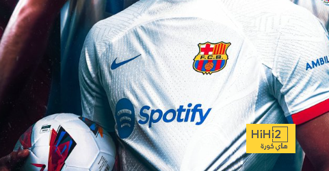سبب تأخير إطلاق قميص برشلونة الجديد يثير السخرية