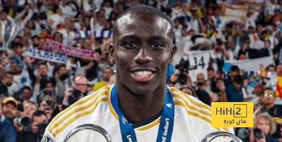رغم موسمه الجيد.. ريال مدريد لا يثق بـ ميندي