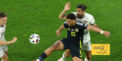 عين على تشي آدامز في مباراة سويسرا