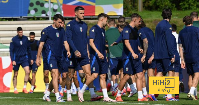 فيديو..لاعبو إيطاليا يتوجهون إلى ملعب شالكة قبل مباراة إسبانيا