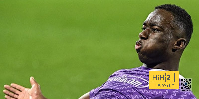 توتنهام يريد التعاقد مع ظهير فيورنتينا