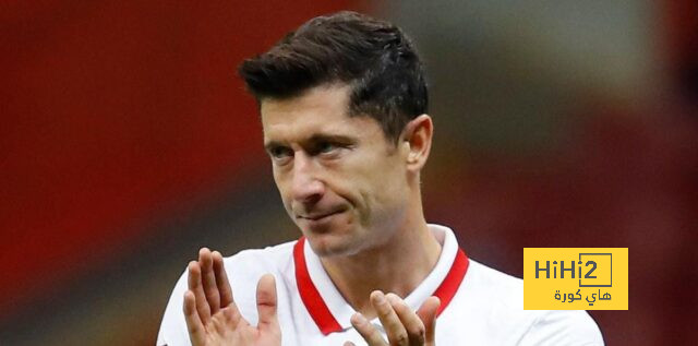 يجب على برشلونة البحث عن بديل ليفاندوفسكي لهذا السبب..!