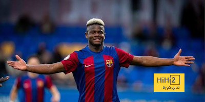 برشلونة يتصدى لمحاولات بورتو لضم مدافعه
