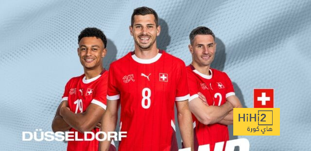 منتخب سويسرا بالقميص الأساسي أمام انجلترا في اليورو