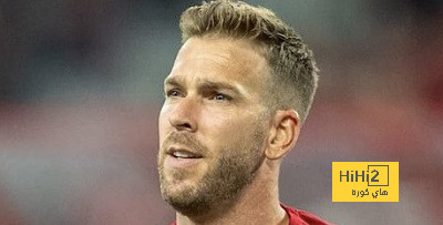 ليفربول يعلن رحيل حارسه أدريان