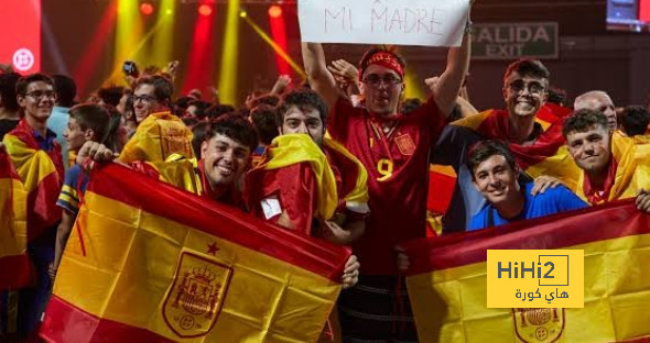 جماهير إسبانيا تتوافد على ساحات ملعب البايرن قبل لقاء فرنسا
