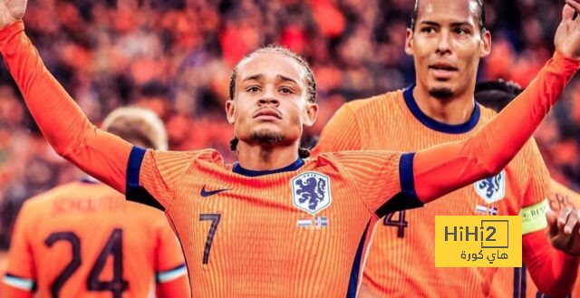 الهدف الأول لـ تشافي سيمونز في اليورو