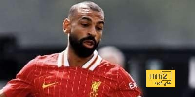 محمد صلاح يرتدي شارة قيادة ليفربول