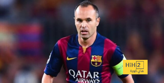 صور.. انييستا بقميص برشلونة الجديد