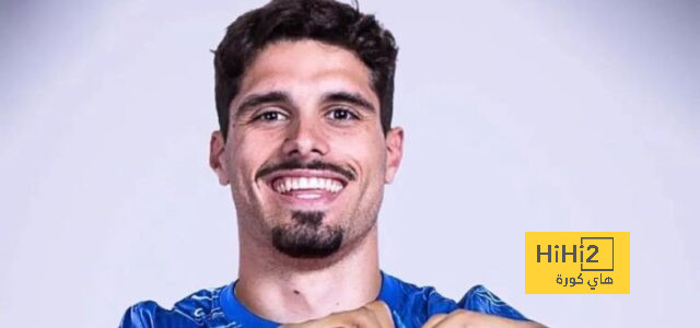 صورة تواجد نيتو في ملعب ستامفورد بريدج مع تشيلسي