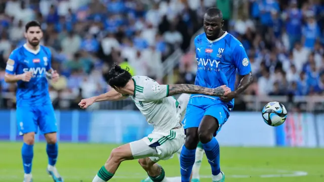 المحللون يختلفون حول ركلة جزاء الأهلي ضد الهلال