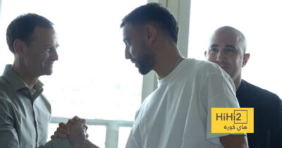 فرنانديز يشكف عن سبب تجديد تعاقده مع مانشستر يونايتد