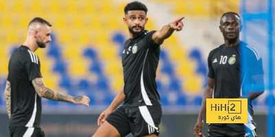 ماذا يدور في رأس كاسترو قبل مواجهة الرائد؟